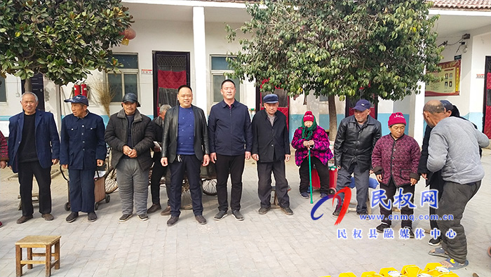 愛心人士馮魁忠:連續(xù)四年慰問敬老院不留名 愛心人士馮魁忠:連續(xù)四年慰問敬老院不留名