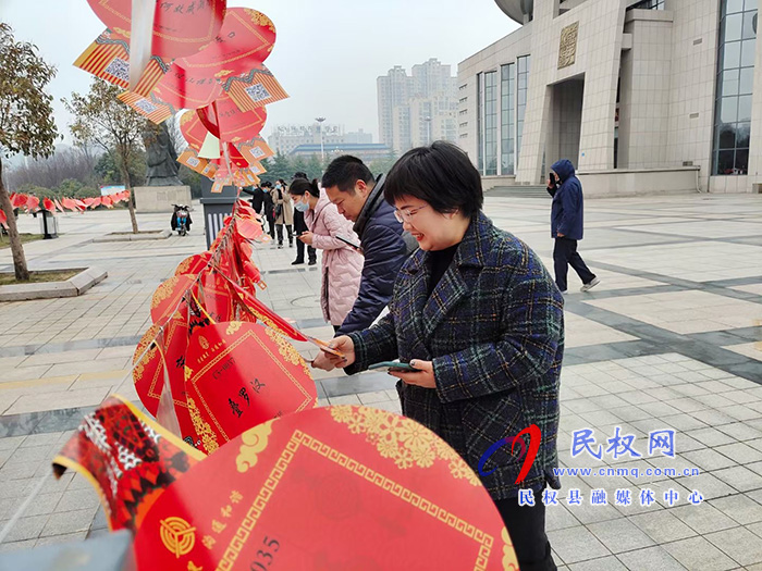 我縣舉辦“金牛送福、慶元宵”猜燈謎活動