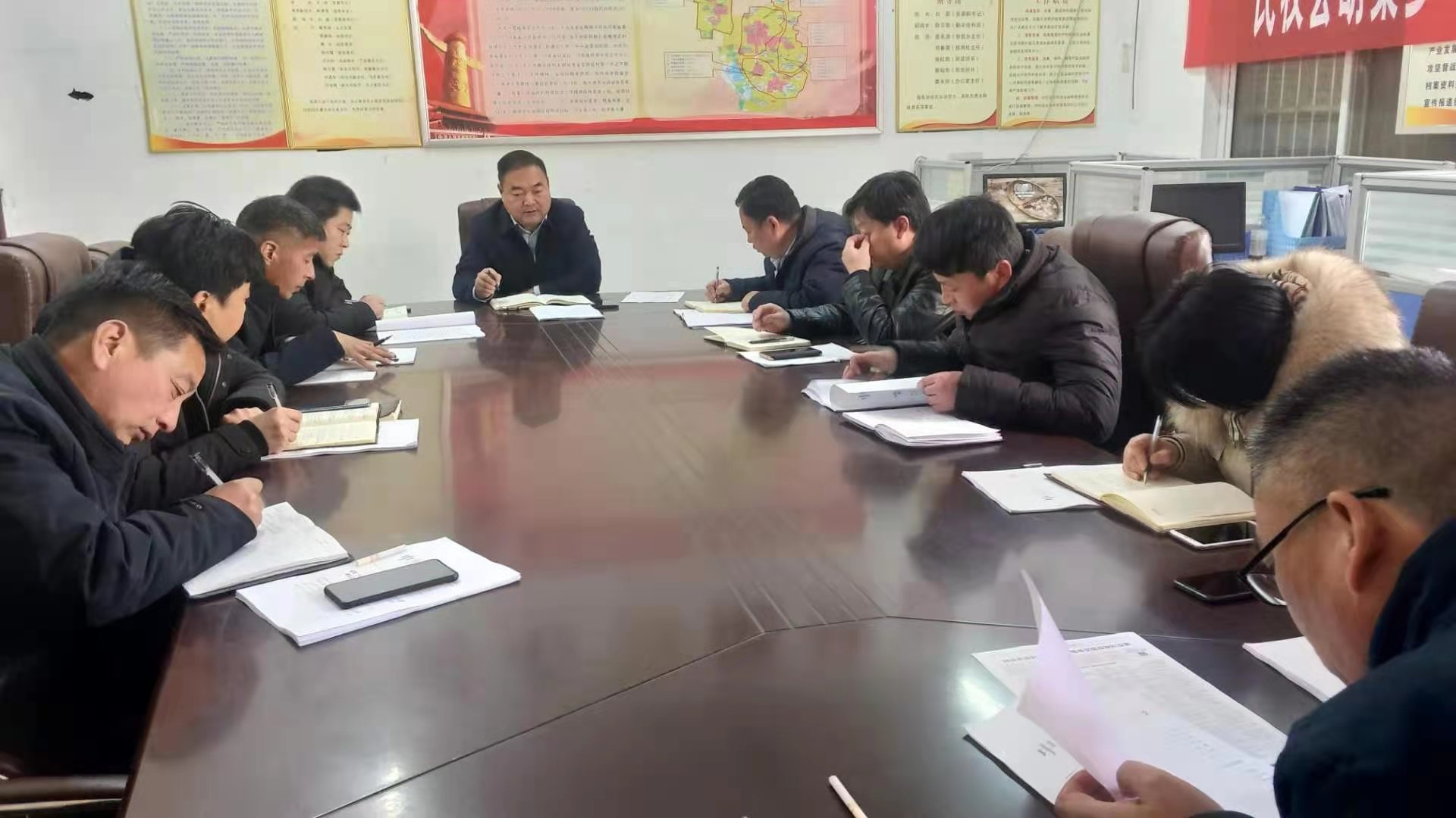 胡集鄉(xiāng)傳達貫徹民權(quán)縣2021年“兩會”期間維穩(wěn)工作會議精神 胡集鄉(xiāng)傳達貫徹民權(quán)縣2021年“兩會”期間維穩(wěn)工作會議精神
