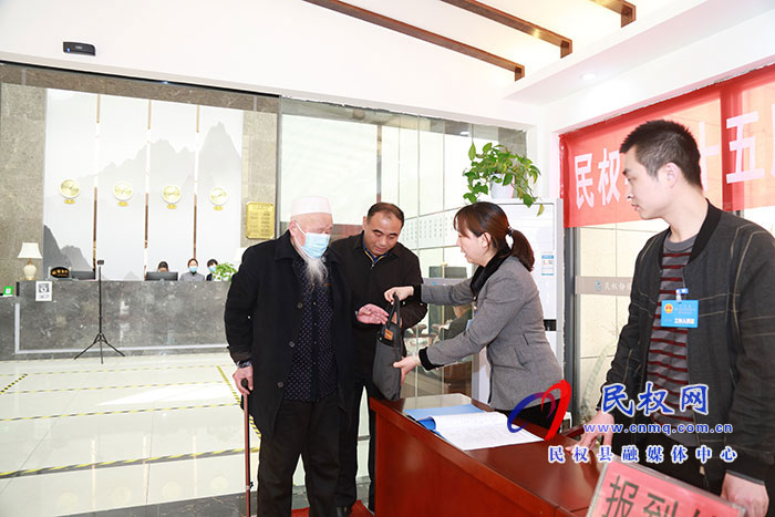 參加民權(quán)兩會(huì)的人大代表今日?qǐng)?bào)到 滿懷豪情為民發(fā)聲