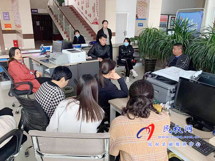 縣人社局召開人社系統(tǒng)行政服務(wù)大廳窗口單位紀(jì)律整頓工作會議 縣人社局召開人社系統(tǒng)行政服務(wù)大廳窗口單位紀(jì)律整頓工作會議