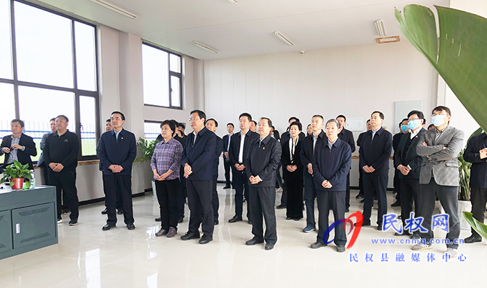 2021年一季度全市農(nóng)村人居環(huán)境整治提升暨農(nóng)業(yè)產(chǎn)業(yè)發(fā)展現(xiàn)場觀摩會在我縣召開 2021年一季度全市農(nóng)村人居環(huán)境整治提升暨農(nóng)業(yè)產(chǎn)業(yè)發(fā)展現(xiàn)場觀摩會在我縣召開