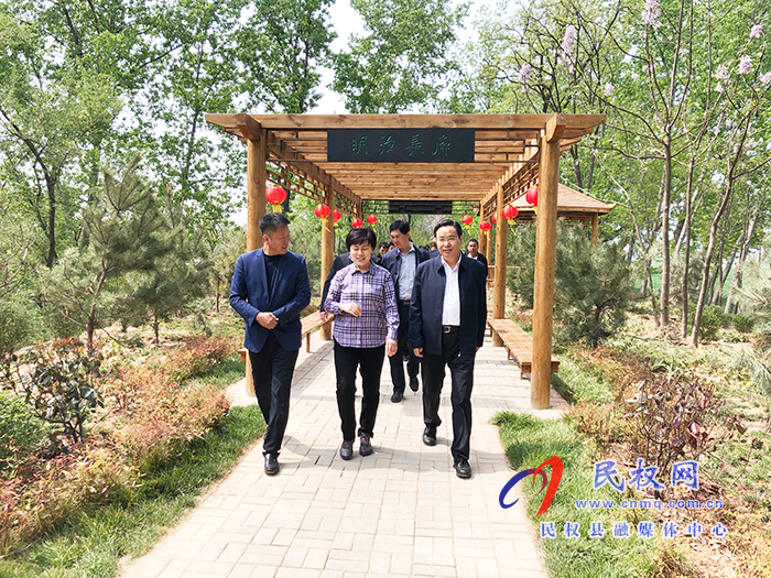 2021年一季度全市農(nóng)村人居環(huán)境整治提升暨農(nóng)業(yè)產(chǎn)業(yè)發(fā)展現(xiàn)場觀摩會在我縣召開 2021年一季度全市農(nóng)村人居環(huán)境整治提升暨農(nóng)業(yè)產(chǎn)業(yè)發(fā)展現(xiàn)場觀摩會在我縣召開