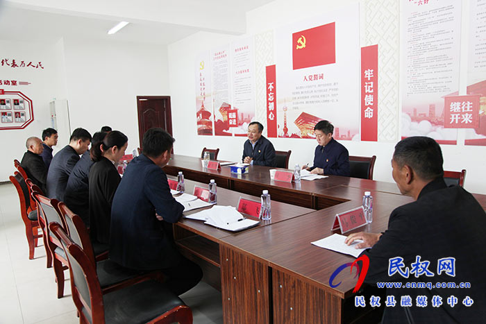 市委常委、常務副市長吳祖明到龍?zhí)伶?zhèn)邢莊村開展“三五”基層工作日活動