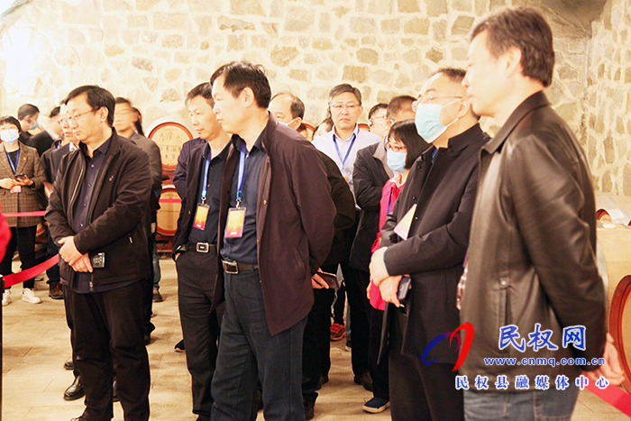 鄭州大學(xué)處級(jí)干部“學(xué)五中全會(huì)精神 建世界一流大學(xué)”專題培訓(xùn)班(第四期)到民開展現(xiàn)場(chǎng)觀摩 鄭州大學(xué)處級(jí)干部“學(xué)五中全會(huì)精神 建世界一流大學(xué)”專題培訓(xùn)班(第四期)到民開展現(xiàn)場(chǎng)觀摩