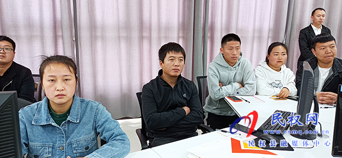 民權縣跨境電商青橙班二期培訓班開班 民權縣跨境電商青橙班二期培訓班開班