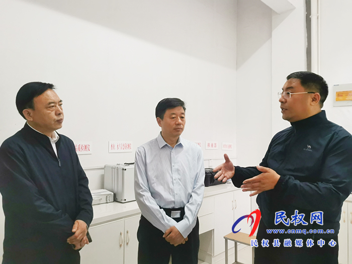 市政府食安辦副主任、市場(chǎng)監(jiān)管局副局長(zhǎng)孟錦濤一行到民督導(dǎo)創(chuàng)建國(guó)家食品安全示范城市和食品監(jiān)管體制改革工作