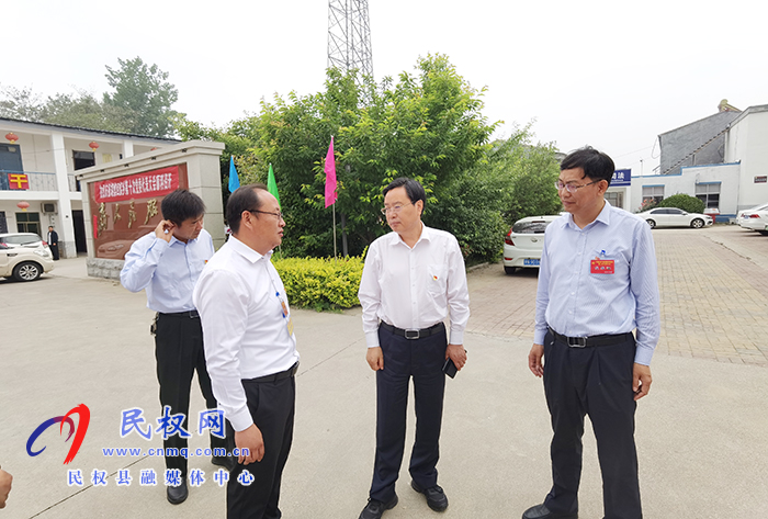 市人大常委會副主任、縣委書記姬脈常調(diào)研鄉(xiāng)鎮(zhèn)換屆工作