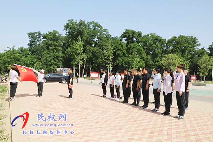 縣政協(xié)：開展“學(xué)黨史、感黨恩、跟黨走”深化黨史學(xué)習(xí)教育徒步活動
