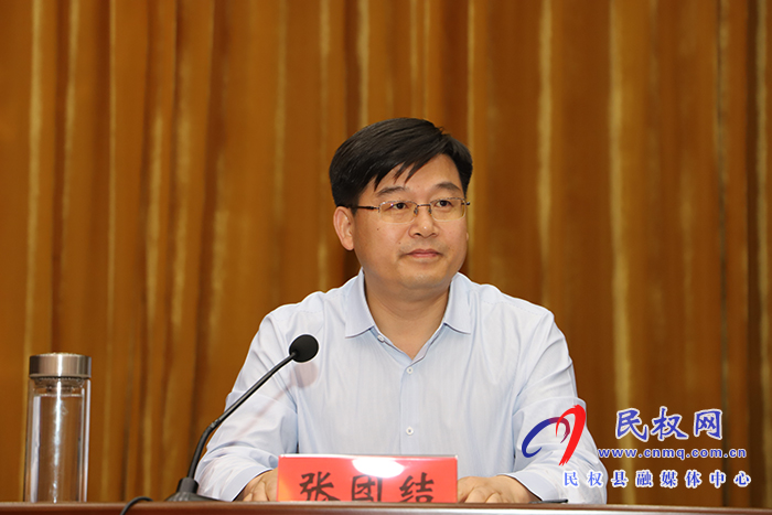 我縣召開(kāi)民權(quán)籍現(xiàn)役軍人立功受獎(jiǎng)表彰大會(huì) 我縣召開(kāi)民權(quán)籍現(xiàn)役軍人立功受獎(jiǎng)表彰大會(huì)