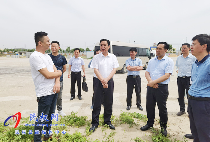 市人大常委會副主任、縣委書記姬脈常調(diào)研我縣重點項目建設(shè)情況