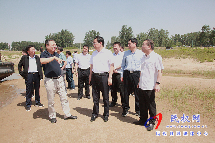 市委常委、常務(wù)副市長吳祖明到民開展巡河調(diào)研工作