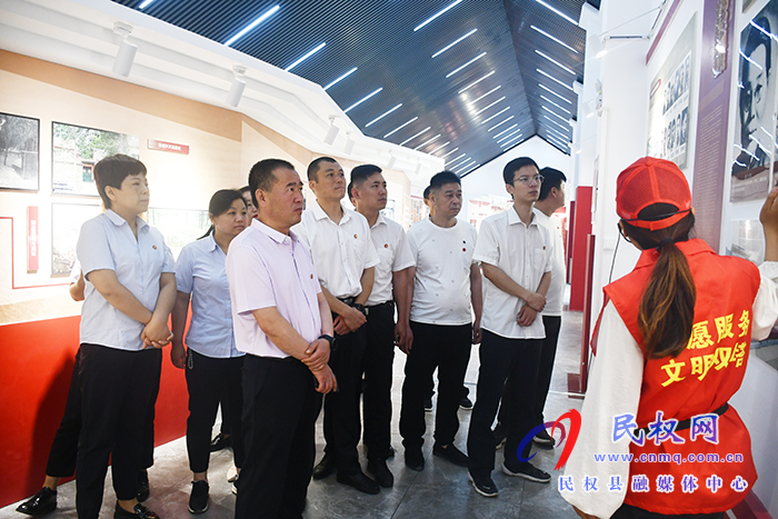 縣東方超市黨支部組織黨員到紅色教育基地開(kāi)展黨史學(xué)習(xí)教育 縣東方超市黨支部組織黨員到紅色教育基地開(kāi)展黨史學(xué)習(xí)教育