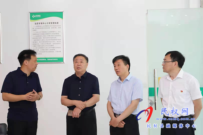 市農(nóng)信辦到民開展“百名行長走訪千家萬戶”活動 市農(nóng)信辦到民開展“百名行長走訪千家萬戶”活動