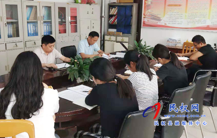 縣委編辦多舉措落實意識形態(tài)工作專題會議精神 縣委編辦多舉措落實意識形態(tài)工作專題會議精神