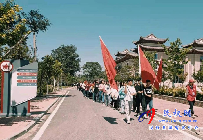 雙塔鎮(zhèn)初級(jí)中學(xué)組織學(xué)生開(kāi)展“學(xué)黨史、強(qiáng)信念、跟黨走”系列主題教育活動(dòng)
