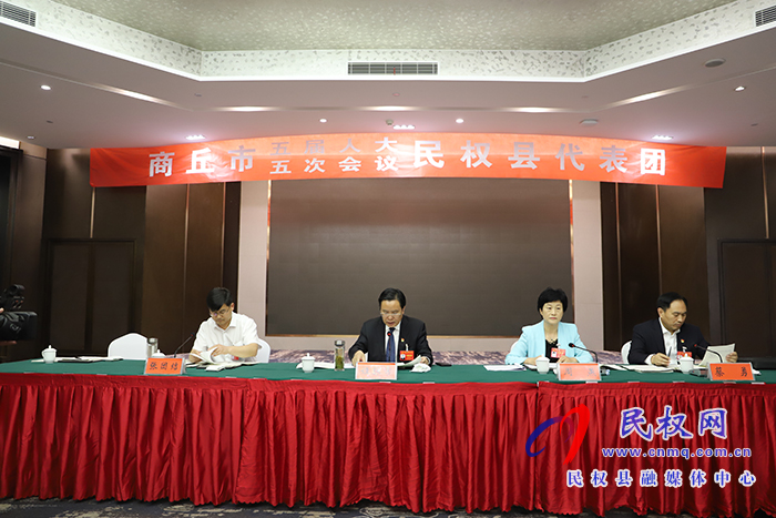 我縣代表團(tuán)審議市人大常委會(huì)工作報(bào)告等報(bào)告 我縣代表團(tuán)審議市人大常委會(huì)工作報(bào)告等報(bào)告