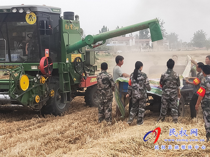 黨員為咱辦實(shí)事 真情幫扶解民憂 黨員為咱辦實(shí)事 真情幫扶解民憂
