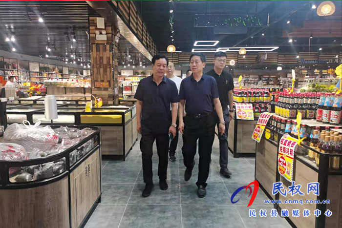縣委常委、副縣長房季到龍?zhí)伶?zhèn)督導(dǎo)消防安全隱患排查工作