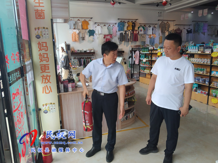 縣政府黨組成員、信訪局局長陳鴻志深入“萬人助萬企”活動聯(lián)系企業(yè)走訪調研
