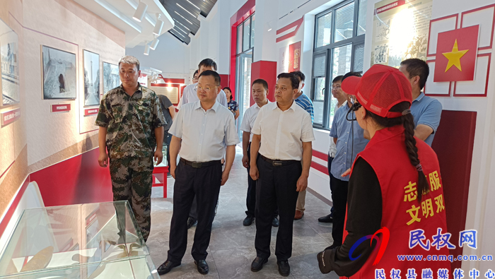 碭山縣人大常委會(huì)副主任李振平到民考察人大監(jiān)督工作 碭山縣人大常委會(huì)副主任李振平到民考察人大監(jiān)督工作