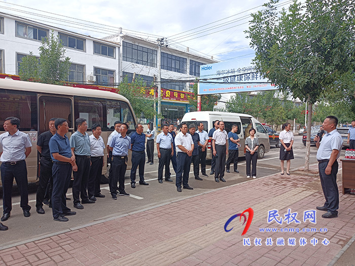 我縣舉行安全生產(chǎn)現(xiàn)場觀摩會 我縣舉行安全生產(chǎn)現(xiàn)場觀摩會