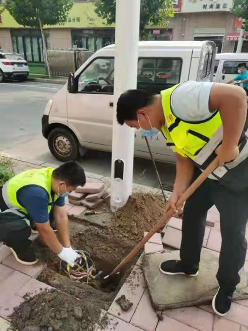 城管局路燈所：防疫情、保亮化、促安全