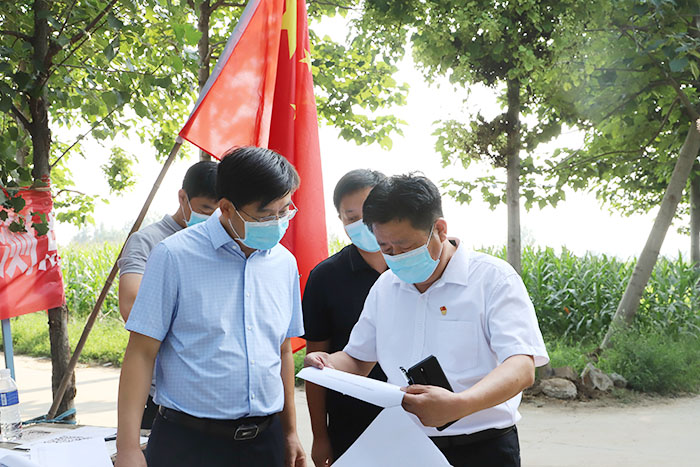 縣委書記張團(tuán)結(jié)調(diào)研疫情防控和消防安全工作 縣委書記張團(tuán)結(jié)調(diào)研疫情防控和消防安全工作