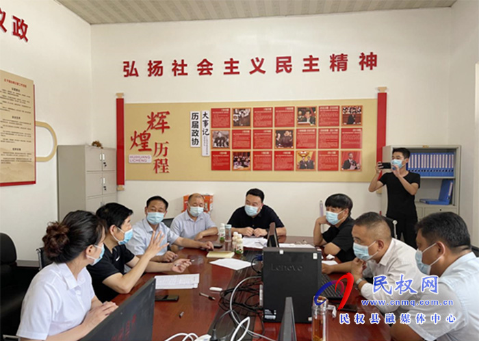 縣委常委、宣傳部長屠志遠(yuǎn)到莊子鎮(zhèn)督導(dǎo)檢查疫情防控各項(xiàng)工作落實(shí)情況