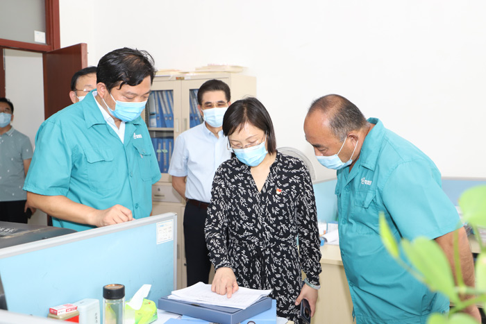 縣委副書記、代縣長王靜嫻調(diào)研企業(yè)疫情防控和安全生產(chǎn)工作