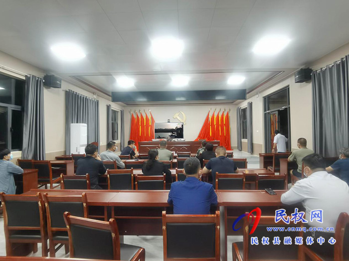 雙塔鎮(zhèn):組織收看鄉(xiāng)村振興專(zhuān)題片《花開(kāi)山鄉(xiāng)》 雙塔鎮(zhèn):組織收看鄉(xiāng)村振興專(zhuān)題片《花開(kāi)山鄉(xiāng)》