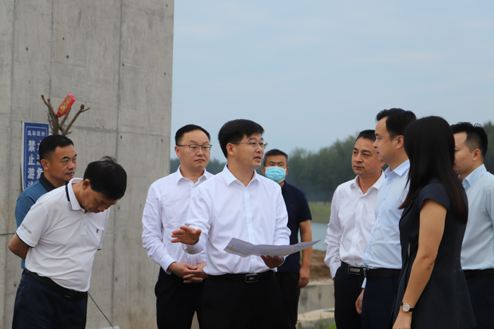 中國光彩事業(yè)國際投資集團執(zhí)行總裁陳江濤一行蒞民調(diào)研 中國光彩事業(yè)國際投資集團執(zhí)行總裁陳江濤一行蒞民調(diào)研
