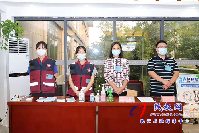 聚焦人代會(huì):履職盡責(zé)人大代表向大會(huì)報(bào)到 聚焦人代會(huì):履職盡責(zé)人大代表向大會(huì)報(bào)到