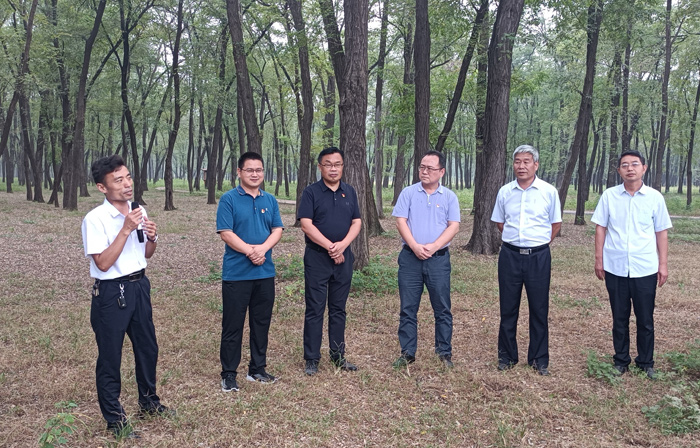 河南日報報業(yè)集團(tuán)青年理論學(xué)習(xí)小組到民開展調(diào)研實踐活動 河南日報報業(yè)集團(tuán)青年理論學(xué)習(xí)小組到民開展調(diào)研實踐活動