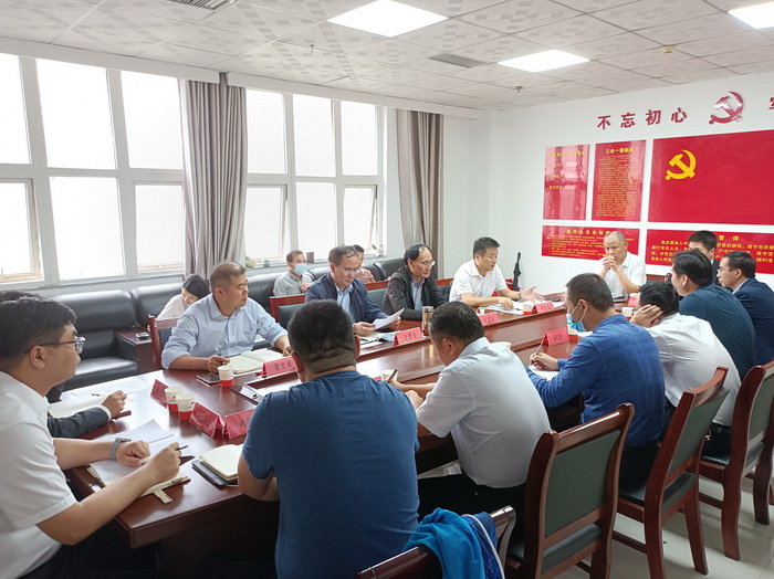 我縣召開(kāi)金融工作座談會(huì) 我縣召開(kāi)金融工作座談會(huì)