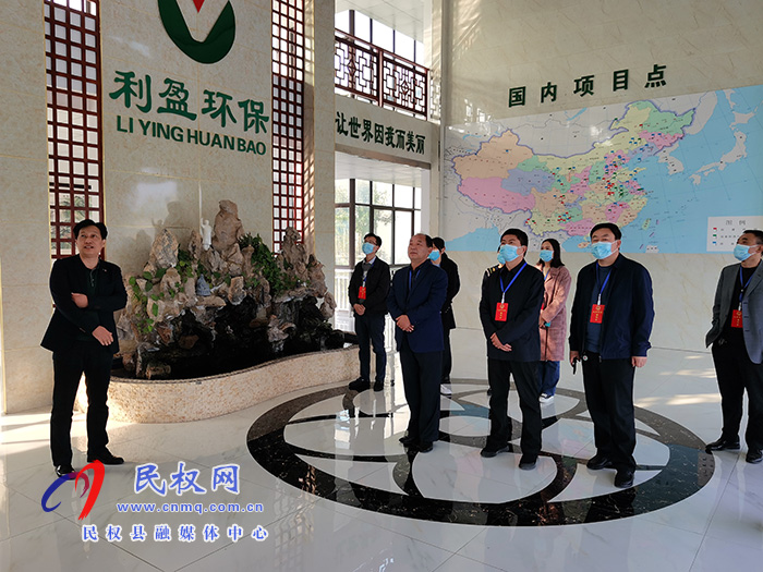 縣人大常委會組織人大代表對全縣科技創(chuàng)新平臺建設(shè)情況進(jìn)行專題調(diào)研