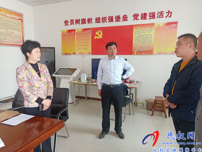 縣人大常委會主任周燕到老顏集鄉(xiāng)調研脫貧攻堅后評估及產業(yè)發(fā)展工作