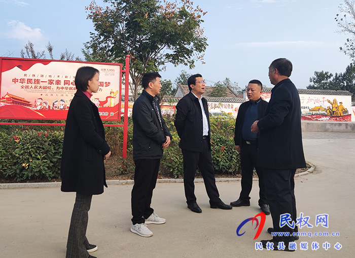 縣委常委、統(tǒng)戰(zhàn)部長李君到伯黨鄉(xiāng)調(diào)研民族宗教工作