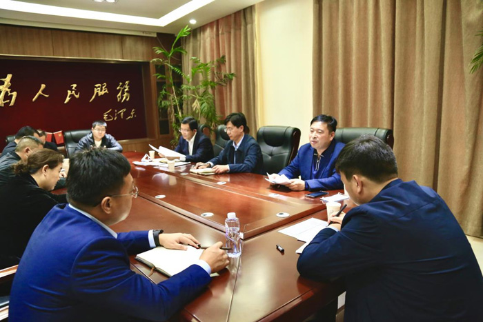  縣“萬人助萬企”活動辦公室召開工作推進會