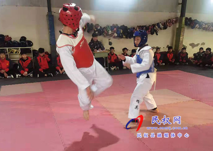 民權(quán)縣武術(shù)協(xié)會舉行市六運(yùn)會跆拳道項目選拔賽
