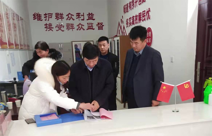 縣委常委、政法委書記陳鴻志調(diào)研指導(dǎo)“三零”創(chuàng)建工作