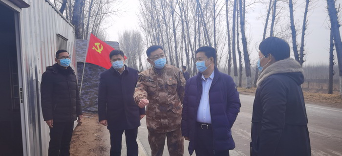 縣領導潘俊琦、李吉安到王莊寨鎮(zhèn)督導疫情防控和“三零”創(chuàng)建工作