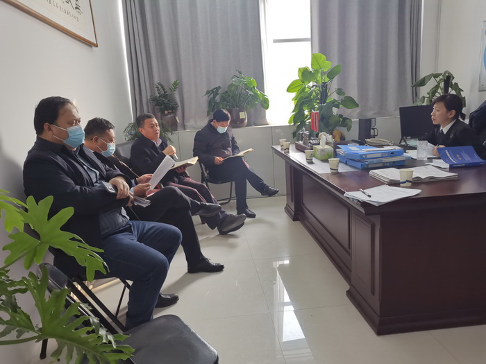 我縣召開進(jìn)口冷鏈?zhǔn)称芬咔榉揽毓ぷ鲿?huì)議
