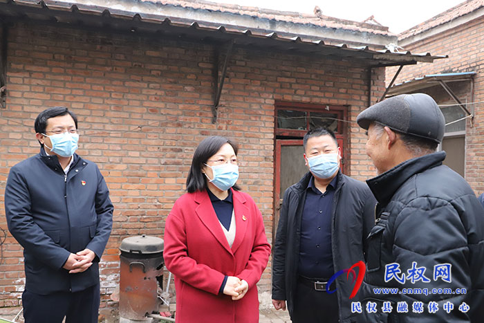 縣領導春節(jié)前夕走訪慰問特困職工、困難群眾和企業(yè)軍轉干部