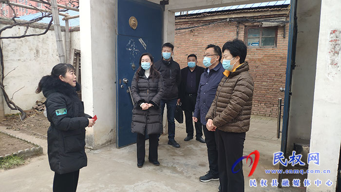 縣領導春節(jié)前夕走訪慰問特困職工、困難群眾和企業(yè)軍轉干部