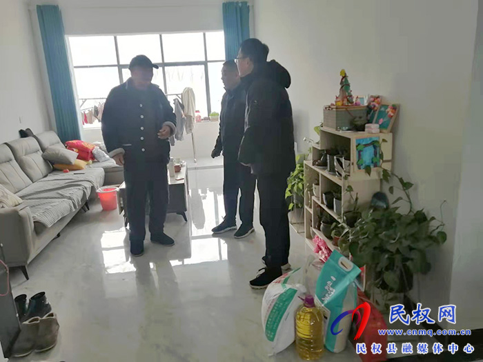 民權(quán)縣糧食收購儲備中心走訪慰問老干部