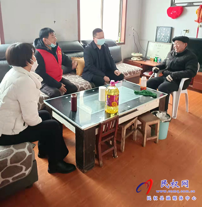 民權(quán)縣糧食收購儲備中心走訪慰問老干部