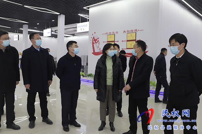 縣委副書記、縣長王靜嫻查看節(jié)前安全生產(chǎn)工作