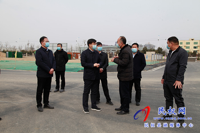 縣委書記張團結調(diào)研重點項目建設和企業(yè)復工復產(chǎn)情況