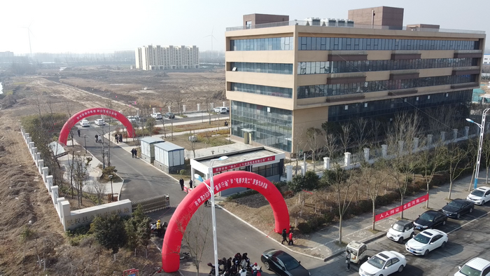 我縣舉行2022年首場“春風(fēng)行動”現(xiàn)場招聘會 1500多個(gè)崗位供選擇